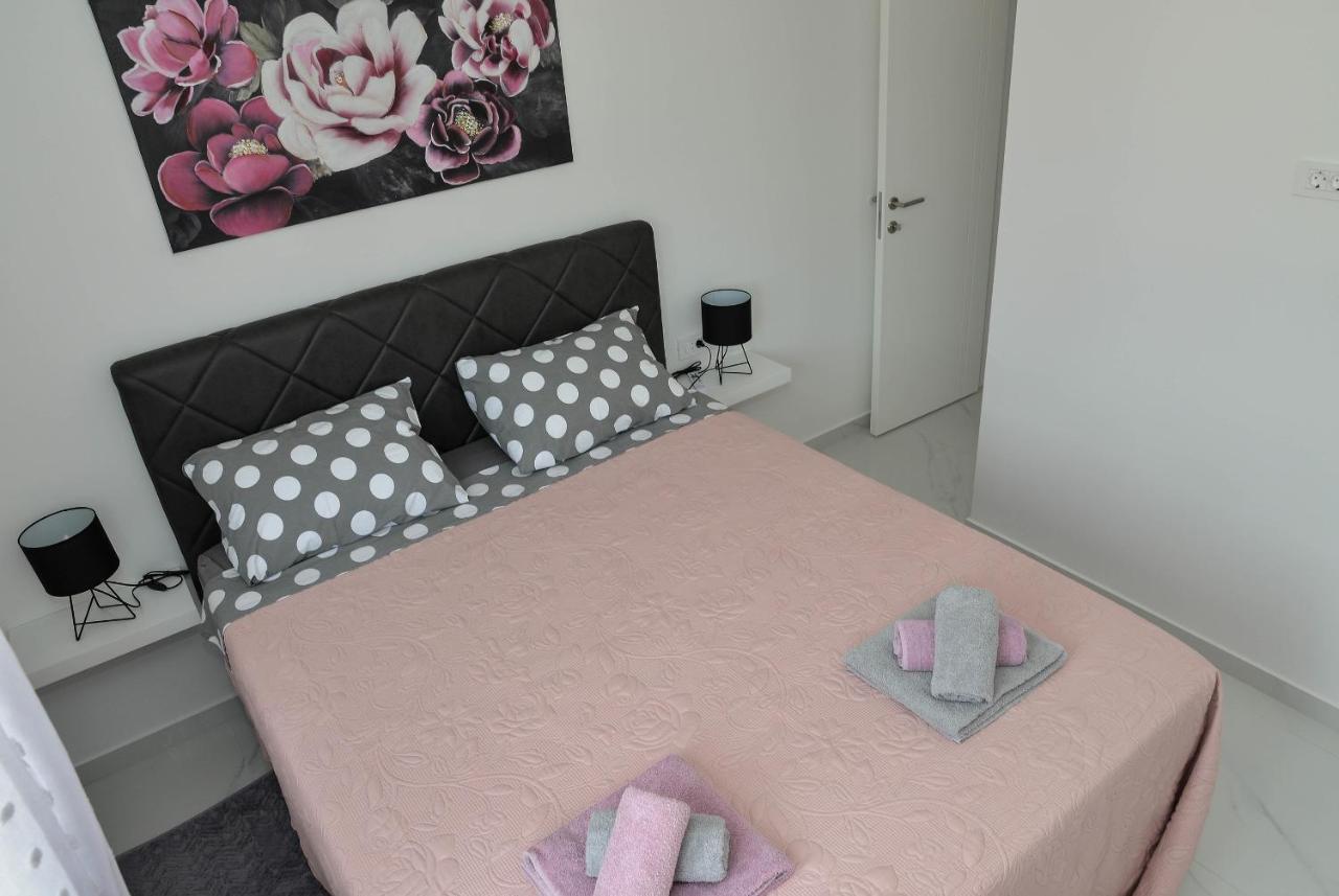 Apartment Laura Задар Екстериор снимка